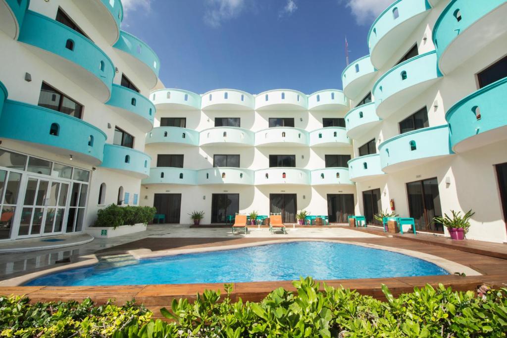 Hotel All Riviera - mejores hoteles economicos playa del carmen