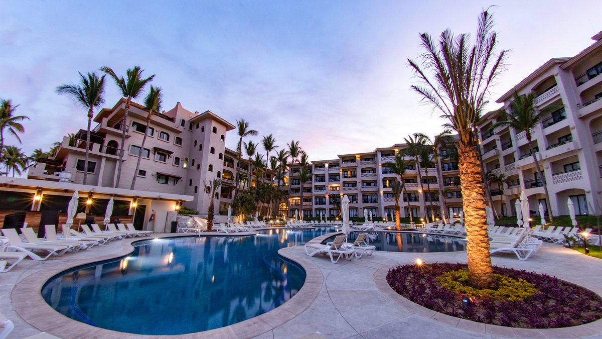 Pueblo Bonito Mazatlán Beach Resort