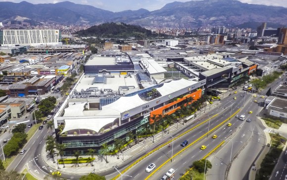 Centro Comercial Premium Plaza