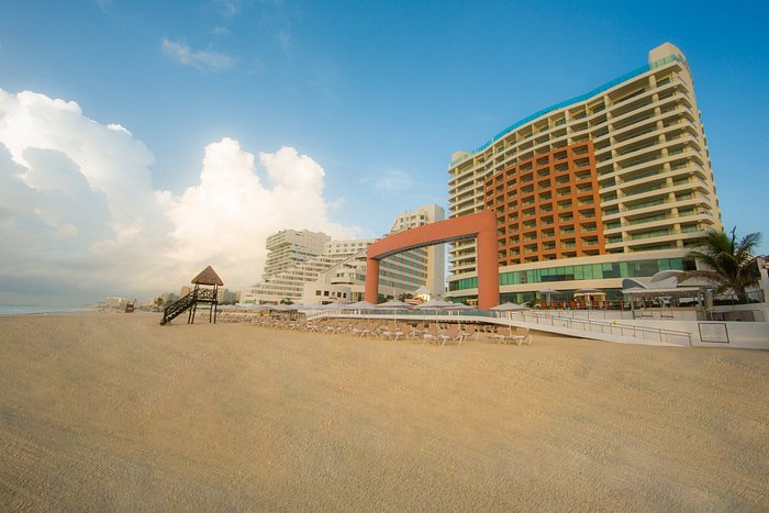 Beach Palace Cancún