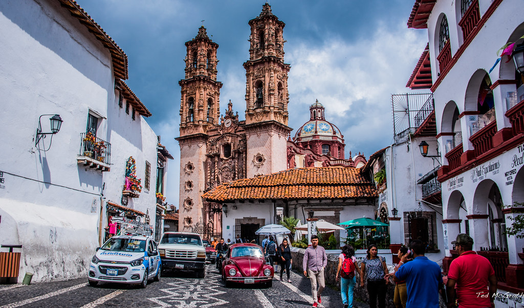 Taxco es un pueblo mágico encantador y un perfecto lugar para visitar en el pais mexico.